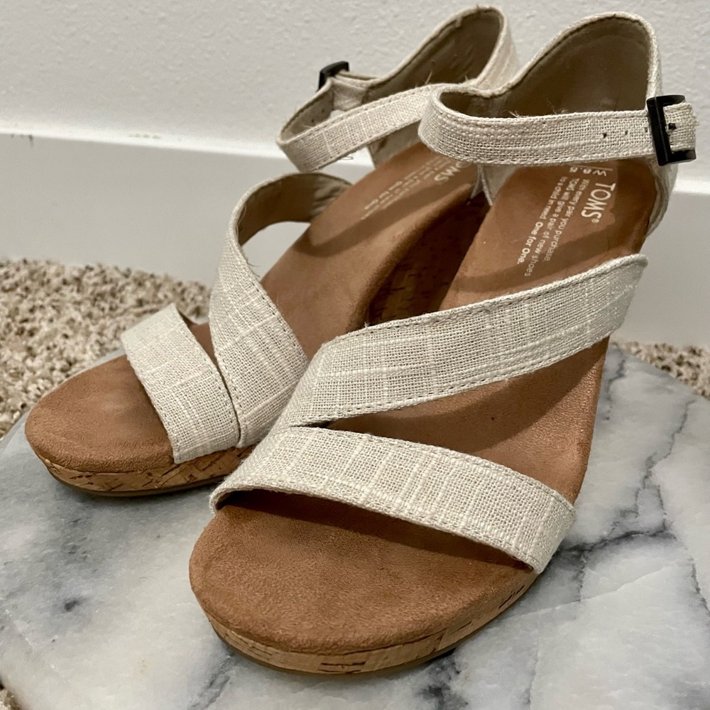 Toms Strappy Linen Clarissa Wedge